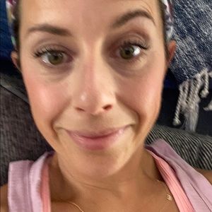 Meet your Posher, Brooke